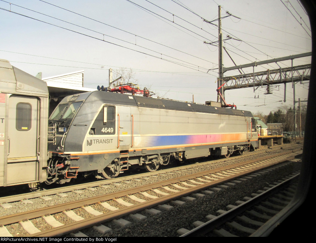 NJT 4649